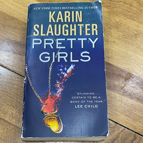 “Pretty Girls”, by Karin Slaughter, paperback books. - Picture 1 of 10